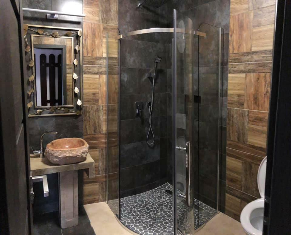 Hotel Camelot Tisá 외부 사진
